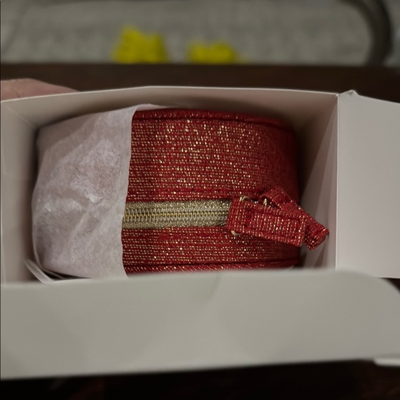 Dior Red Cosmetic Bag with Gold Logo 2025 Lunar with box - Picture 3 of 3